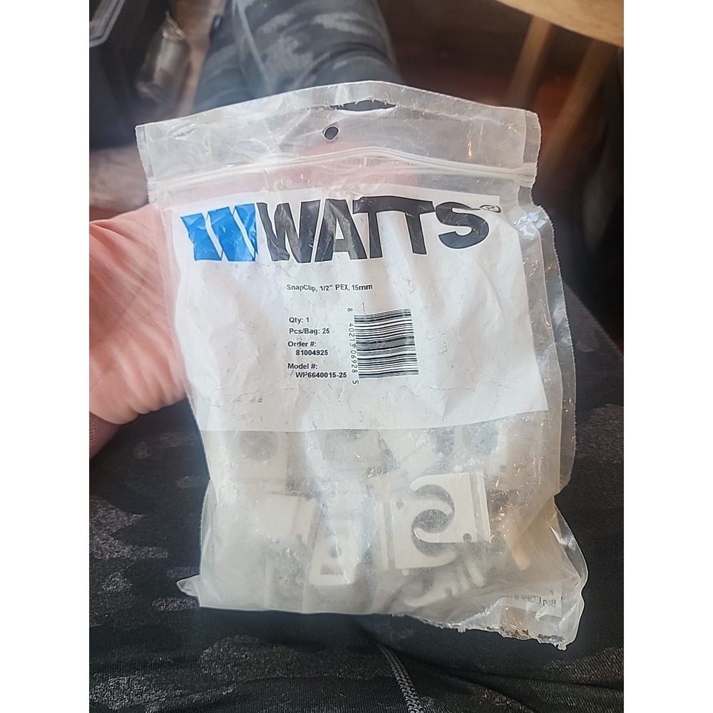 Watts SnapClip PEX, 15mm Qty 1 Pcs/bag 20